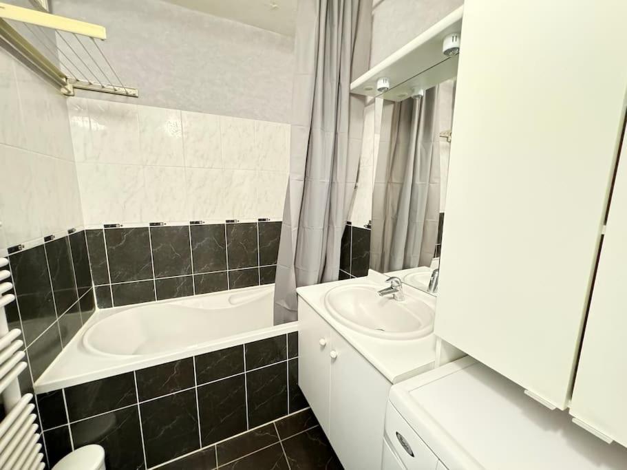 Bel Appartement Spacieux 2 Pers Avec Balcon - Thermale 3 شاماليور المظهر الخارجي الصورة